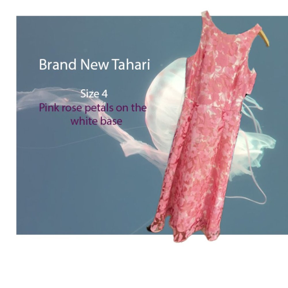 Brand New Rose petals Tahari dress 75% SIZE 4 (very lose)